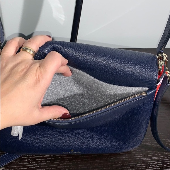 Kate Spade Crossbody Leather Purse - Picture 8 of 16
